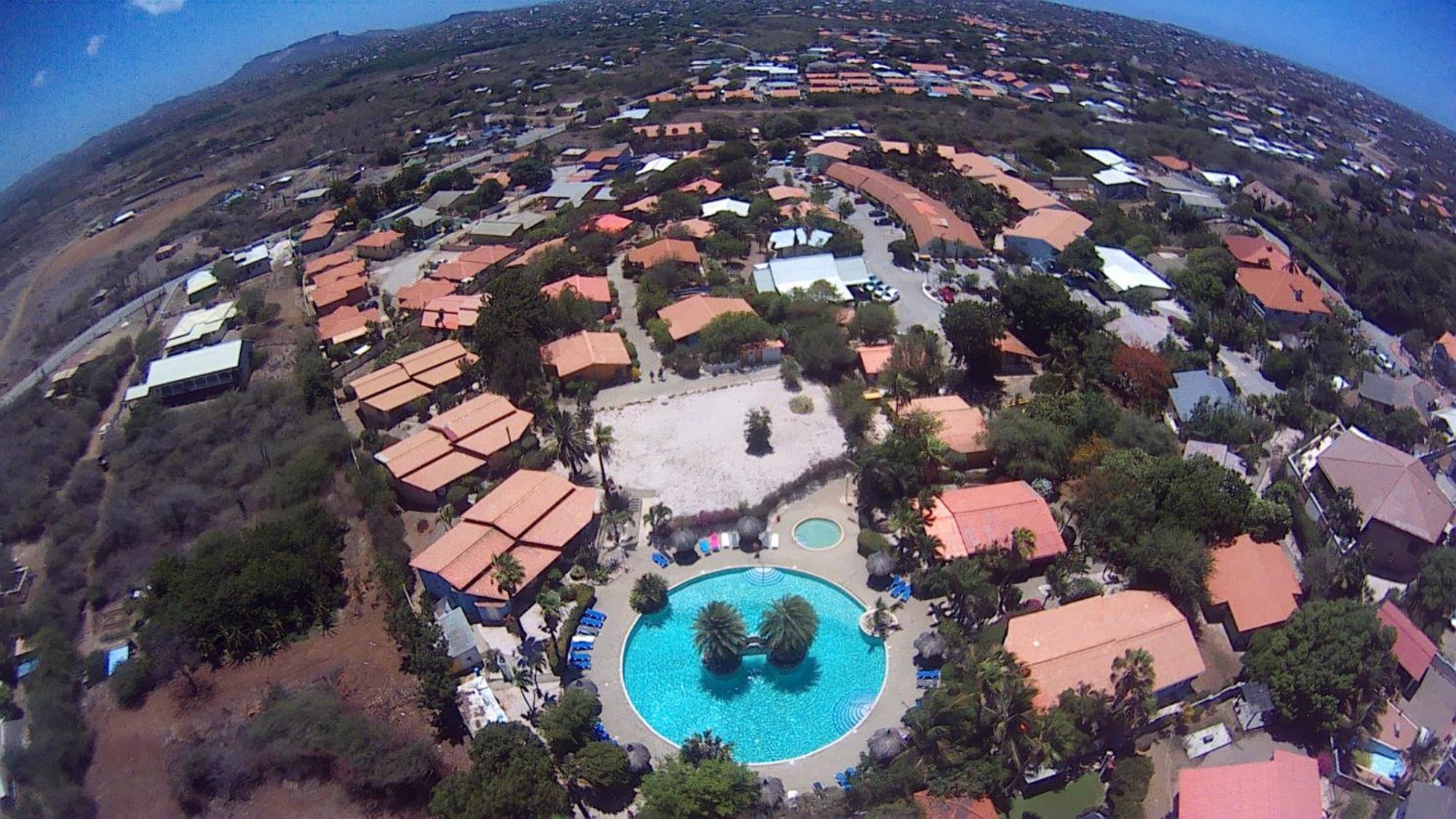 וילמסטאד Kas Di Bami A-186 Op Seru Coral Resort - Ruim Appartement Met Groot Zwembad En Tropische Tuin מראה חיצוני תמונה